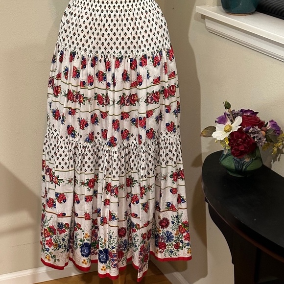 Soulieado Provencal Vintage French Cotton Print Tiered Midi Skirt - Picture 2 of 11